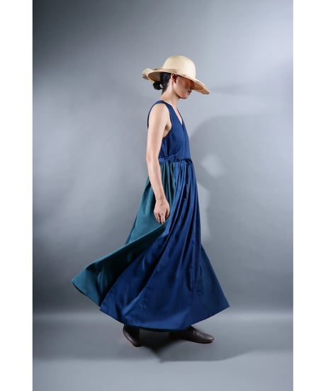 1.Lilith sleeveless dress / Organic cotton satin /Blue-Green gradation