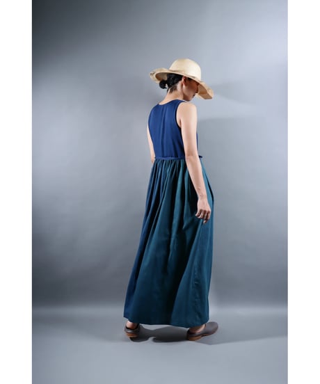 1.Lilith sleeveless dress / Organic cotton satin /Blue-Green gradation