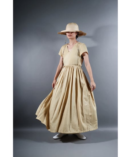1.Lilith cap sleeve dress / Organic cotton satin  / Clove