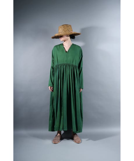 3.Kurteno valo / Long sleeve / Organic cotton satin / Leaf green
