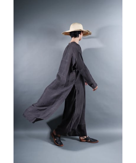 4. Slit dress / Long sleeve / Silk khadi / Dark charcoal