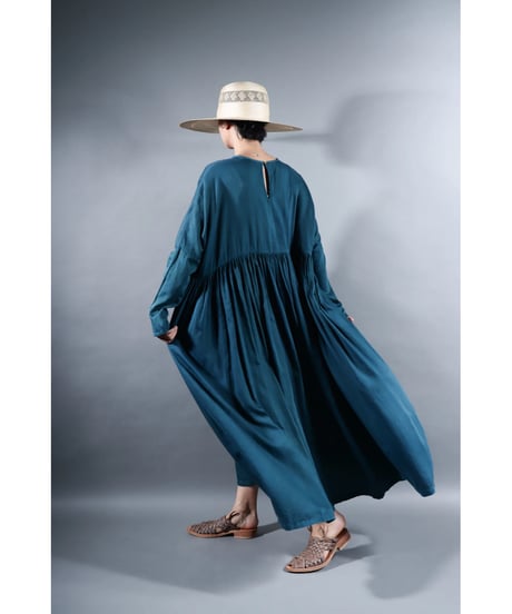 4.Kurteno-dress  / Long sleeve / Organic cotton satin / Dark water