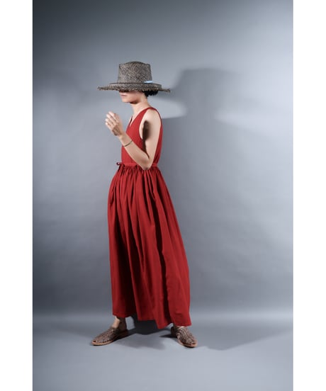 2.Lilith / Dress / Sleeveless / Organic cotton lawn / Madder red