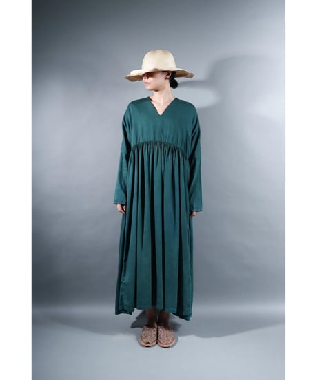 2.Kurteno valo / Long sleeve / Organic cotton satin / Lake green