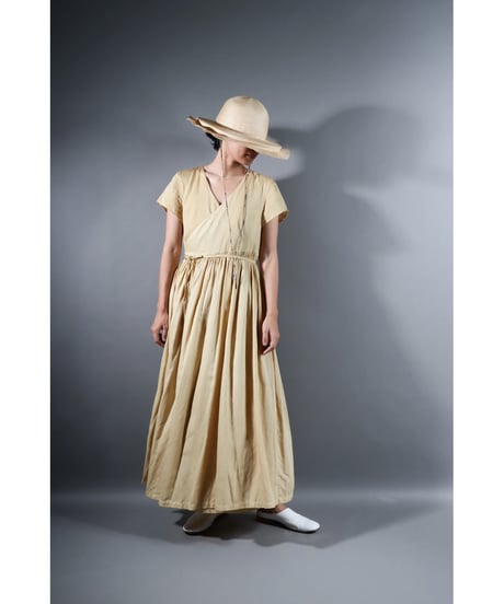 1.Lilith cap sleeve dress / Organic cotton satin  / Clove