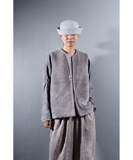1.Fur vest crew neck / Organic cotton / Purplish gray