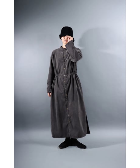1.Kite / One piece / Organic cotton corduroy / Warm gray
