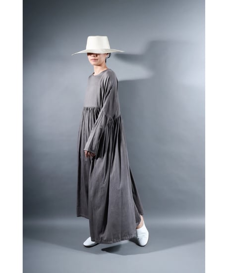 1.Kurteno-dress / Long sleeve / Organic cotton satin / Warm gray