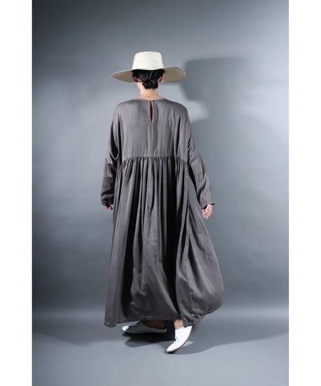 1.Kurteno-dress / Long sleeve / Organic cotton satin / Warm gray