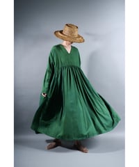 3.Kurteno valo / Long sleeve / Organic cotton satin / Leaf green