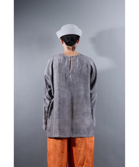 2.Fendo-Long sleeve tops/ Silk khadi / Metalic gray