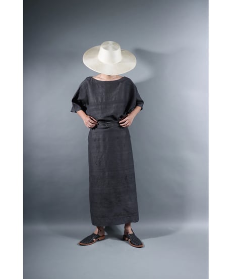 2.Tibetan skirt / Silk khadhi tusser / Charcoal gray