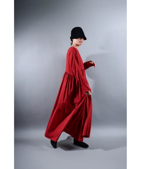 4.Kurteno-dress sp/ Long sleeve / Organic cotton satin / Madder red