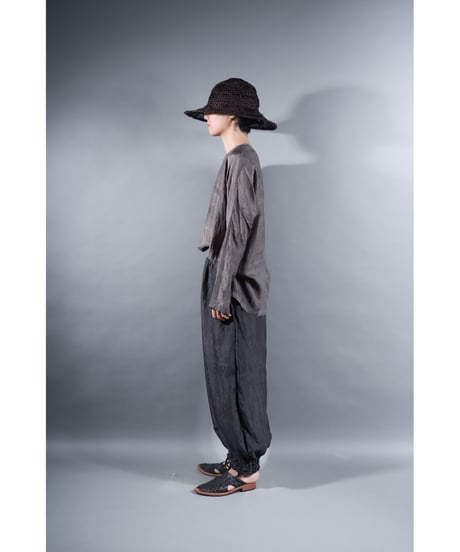 4.Lumo balono / pants / Silk khadi / Dark Charcoal