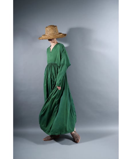 3.Kurteno valo / Long sleeve / Organic cotton satin / Leaf green