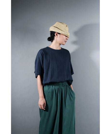 4.Fendo-Half sleeve tops / Organic cotton satin / Iron blue