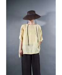 3.Karesante / slashed neck / Silk khadi / Clove