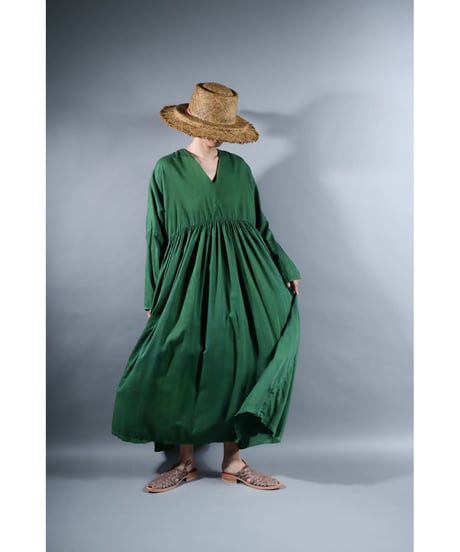 3.Kurteno valo / Long sleeve / Organic cotton satin / Leaf green