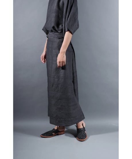 2.Tibetan skirt / Silk khadhi tusser / Charcoal gray