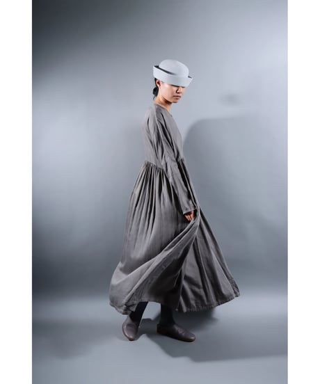 1.Kurteno-dress / Long sleeve / Organic cotton satin / Soft gray