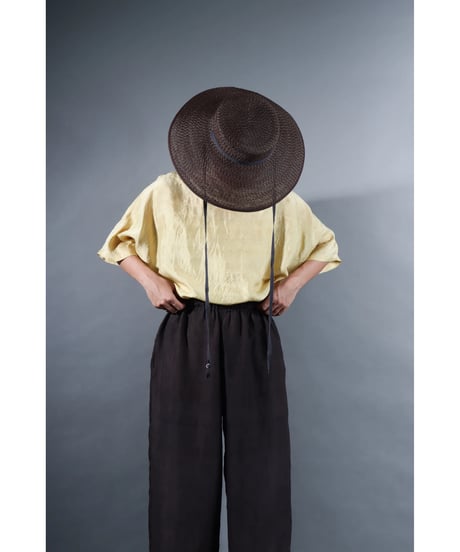 3.Karesante / slashed neck / Silk khadi / Clove