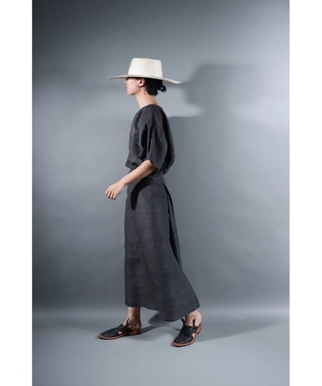 2.Tibetan skirt / Silk khadhi tusser / Charcoal gray