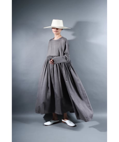1.Kurteno-dress / Long sleeve / Organic cotton satin / Warm gray