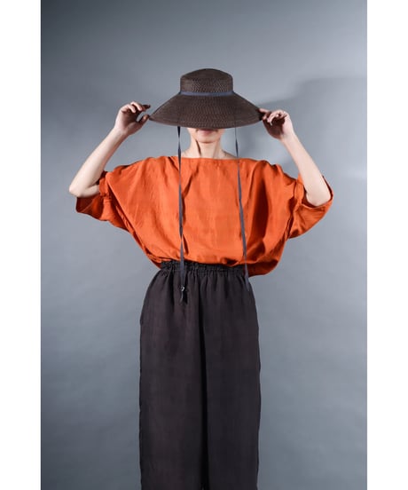 4.Karesante / slashed neck / Silk khadi / Tangerine Orange