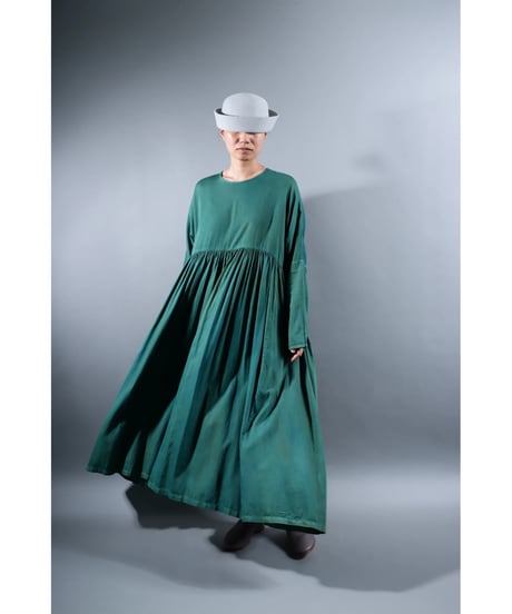 2.Kurteno-dress / Long sleeve / Organic cotton satin / Green lake