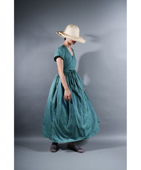 1.Lilith- cap sleeve dress / Organic cotton satin / Shore blue