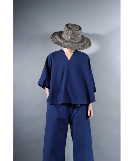 １.Ronda v-neck tops / sp / Organic cotton /  Ryukyu indigo