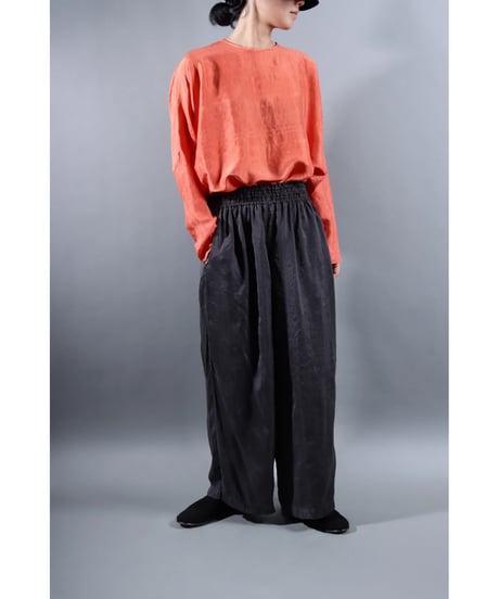 4.Lumo pants / Silk khadi / Dark charcoal