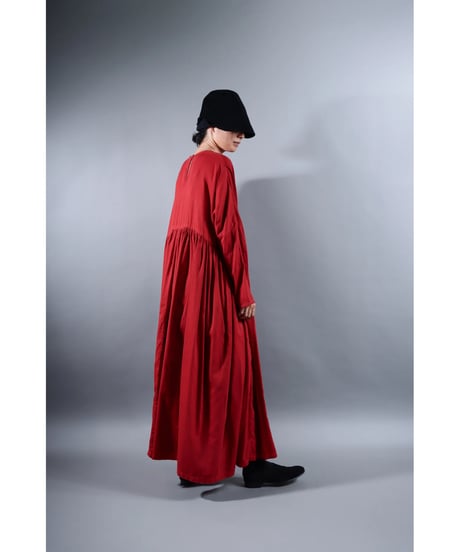 4.Kurteno-dress sp/ Long sleeve / Organic cotton satin / Madder red