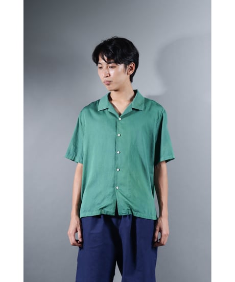 1.Kolumo / size1 / satin / Atoll green