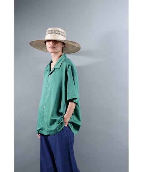 1.Kolumo / size1 / satin / Atoll green