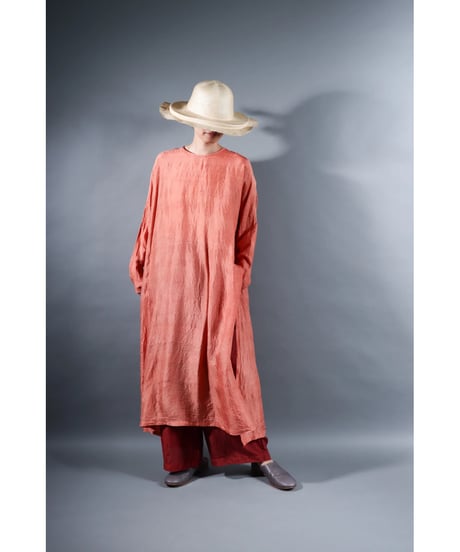 3. Slit dress / Long sleeve / Silk khadi / Sunset pink