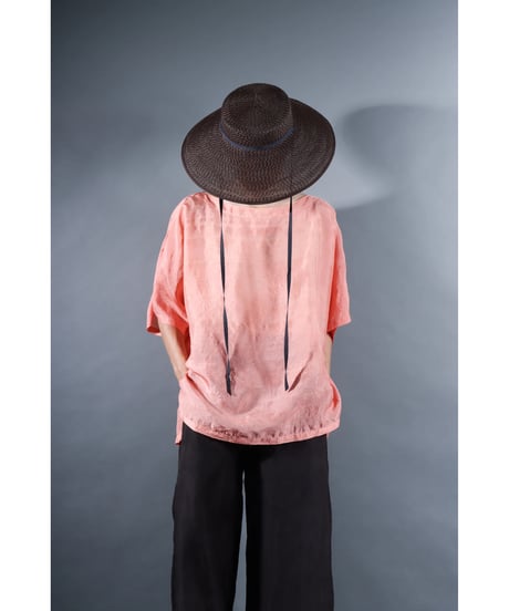 6.Karesante / slashed neck / Silk khadi / Peach pink