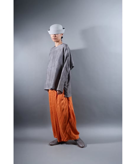 2.Fendo-Long sleeve tops/ Silk khadi / Metalic gray