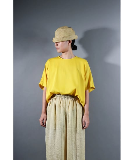 1.Fendo-Half sleeve tops / Organic cotton satin / Fukugi yellow