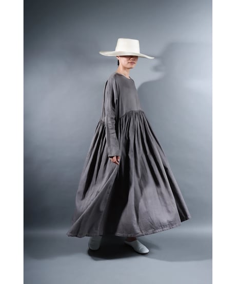 1.Kurteno-dress / Long sleeve / Organic cotton satin / Warm gray