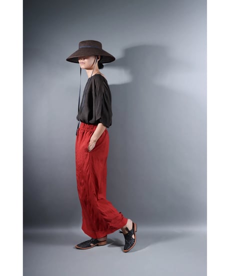 1.Lumo stitch pants / Silk khadi / Madder red