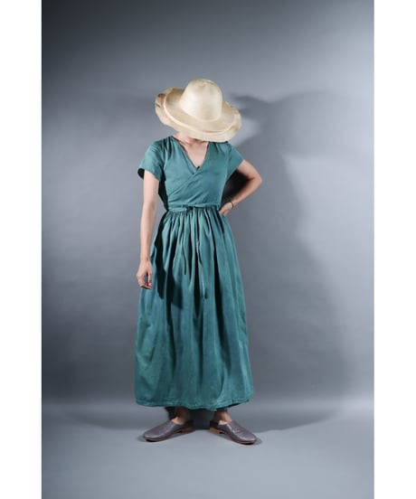 1.Lilith- cap sleeve dress / Organic cotton satin / Shore blue