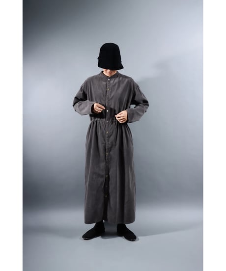 1.Kite / One piece / Organic cotton corduroy / Warm gray