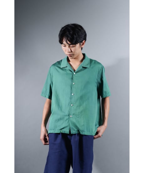 1.Kolumo / size1 / satin / Atoll green