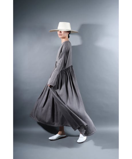 1.Kurteno-dress / Long sleeve / Organic cotton satin / Warm gray