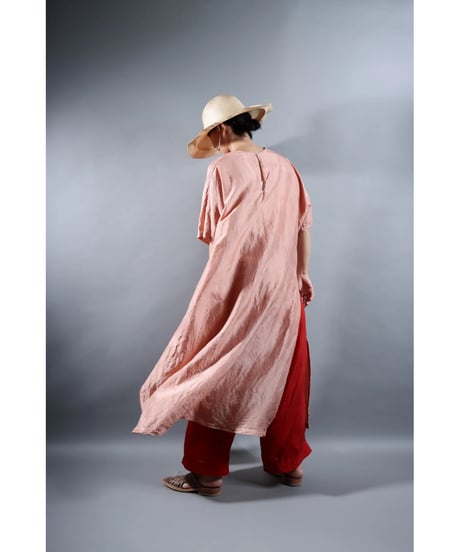2.Slit dress / Half sleeve / Silk khadi / Pink beige