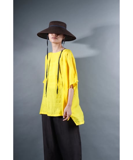 1.Karesante / slashed neck / Silk khadi / Shiny yellow