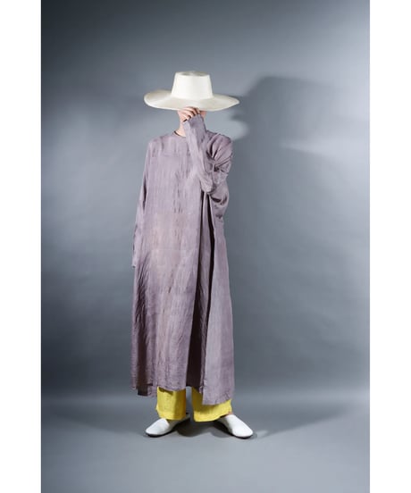 2. Slit dress / Long sleeve / Silk khadi / Pale purple gray