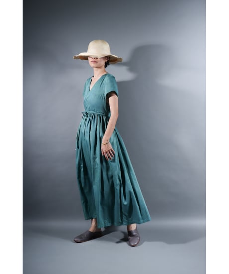 1.Lilith- cap sleeve dress / Organic cotton satin / Shore blue