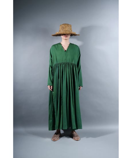 3.Kurteno valo / Long sleeve / Organic cotton satin / Leaf green
